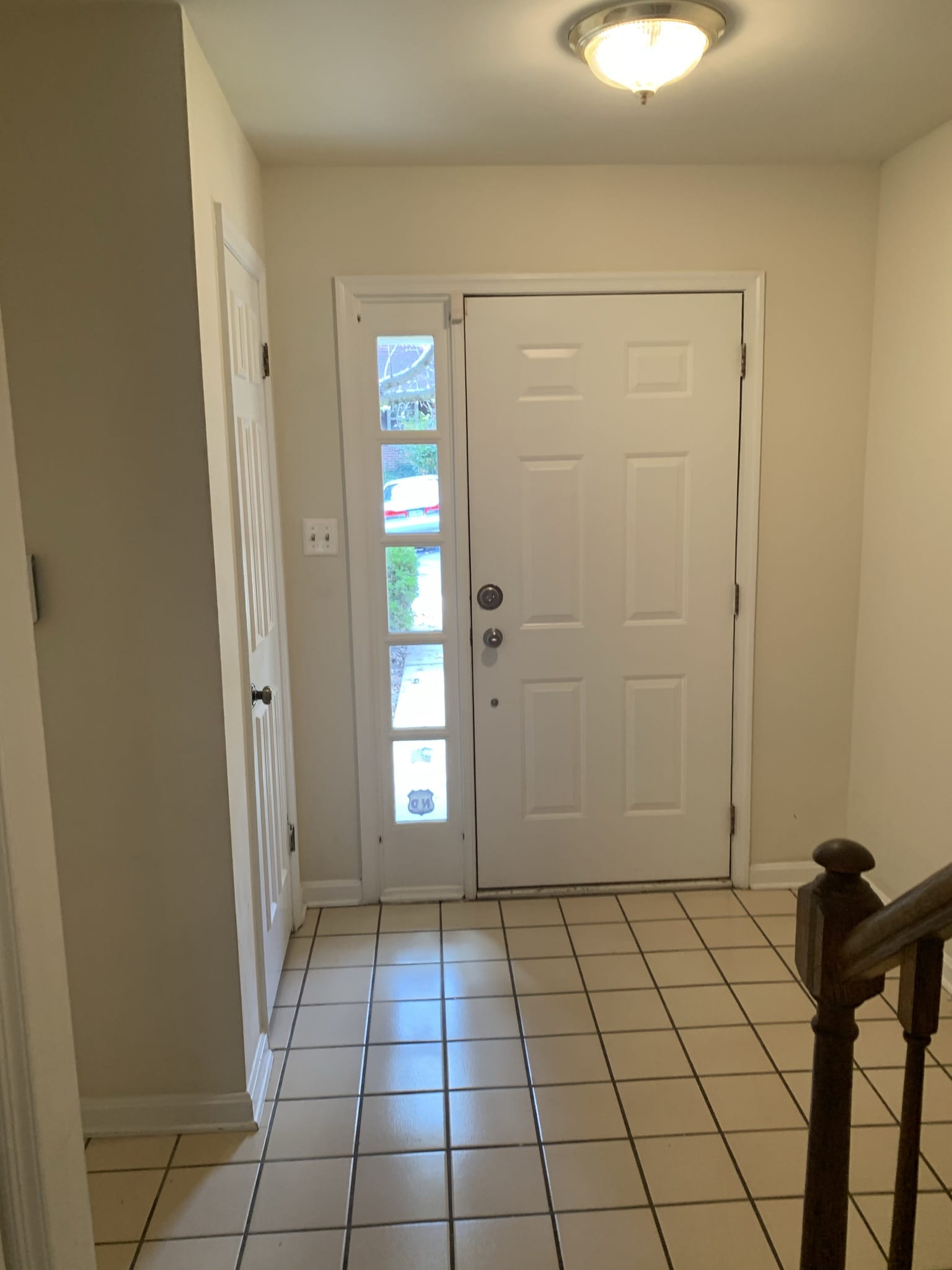 Lovely 3-level townhouse with garage parking – 7719 Marshall Heights Ct