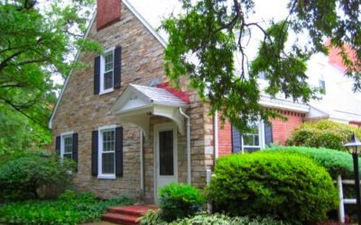 Stately 1BR + Den, 2BA End Unit TH in Fairlington – 4139 36th St. S