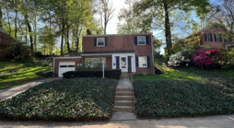 Two-story brick single-family 3br 1.5 home – 2816 N Jefferson St