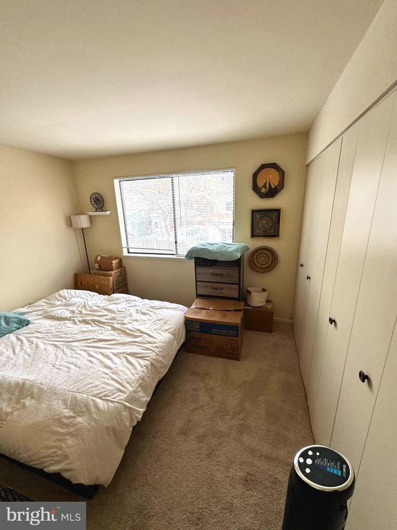 Contemporary 3BR/2.5BA Home in Arlington – 6363 11th Rd N.