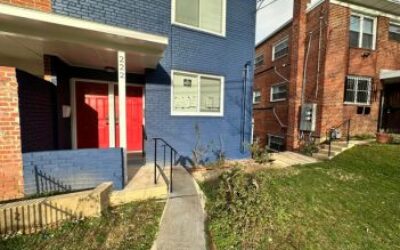 2BR/1BA Condo with Modern Amenities and Prime Location! – 222 Webster St. NE #2