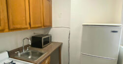 Updated River Place Studio – All Utilities Included! – 1111 Arlington Blvd #335w