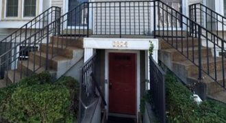 Furnished 2BR, 2BA Condo with Backyard in Arlington – 3804 9th Rd. S
