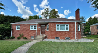 Fully Furnished 2BR, 1BA Condo in the Heart of North Arlington – 4915 36th St. N #2