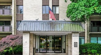 Beautiful High-rise Luxury Studio – All Utilities Included – 6001 Arlington Blvd. #207